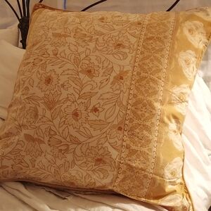 Pottery Barn Isabelle Medallion Golden Flax Yellow Euro Sham
